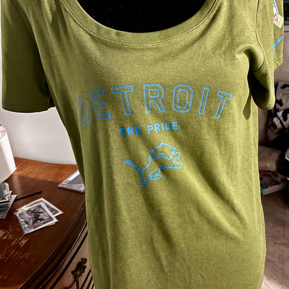 NFL Olive Green Short Sleeve Tee with Blue Detroit Graphics